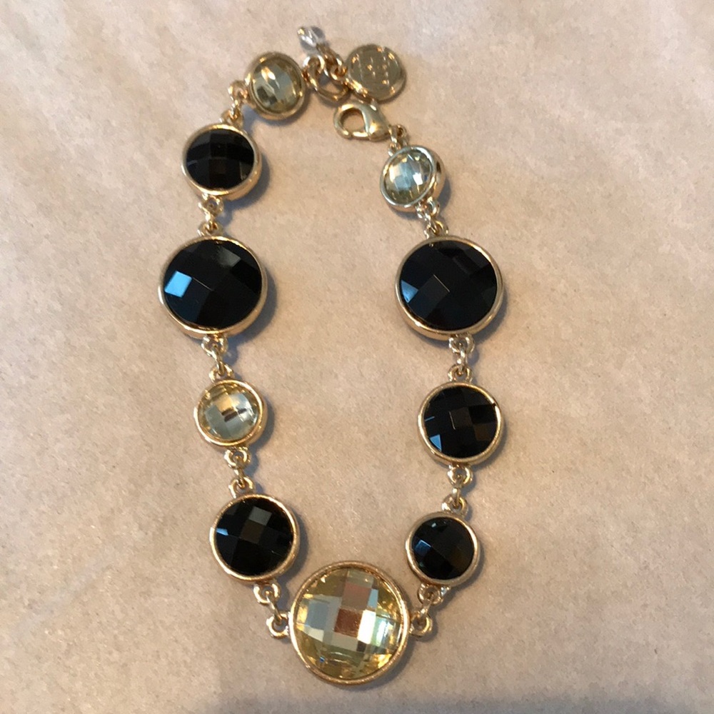 Bracelet black and clear faceted bezel set stones